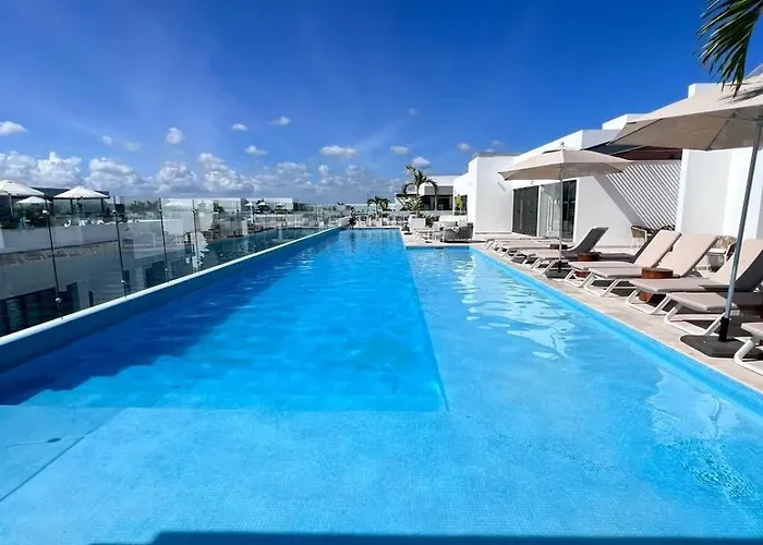 Luxury 1br In Serenada Building Casa de férias *
